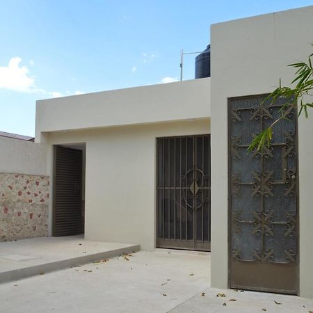 Casa Lazaro- Hermosa Casa Familiar Mérida Exterior photo